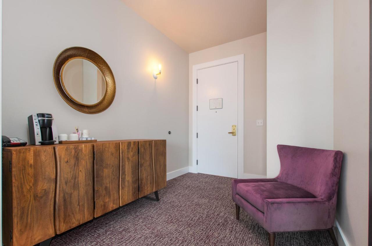 The Dundee - A Trace Hotel Zewnętrze zdjęcie